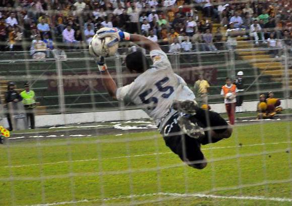 Colprensa - El Once Caldas es el &#250;nico l&#237;der del torneo con 13 puntos.