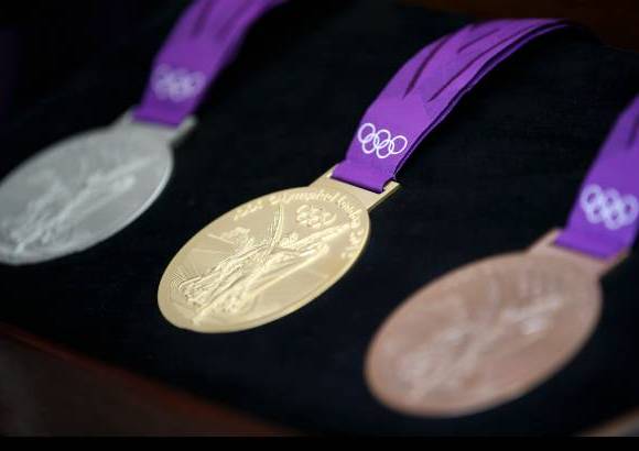 AP - La gloria olímpica, lo que buscan todos los participantes.