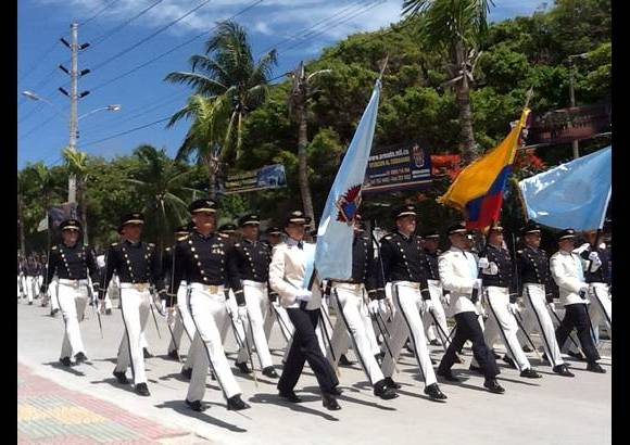 Cortesía Presidencia - El acto principal de celebración los 202 años de la independencia se hizo este año en San Andrés. Es una de las demostraciones de soberanía del Ejecutivo en el archipiélago.