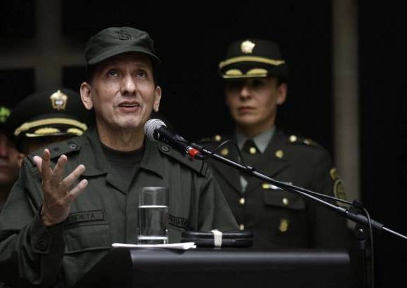 Colprensa-Andr&#233;s Torres - El general Mendieta agradeci&#243; a sus compa&#241;eros por la celebraci&#243;n.