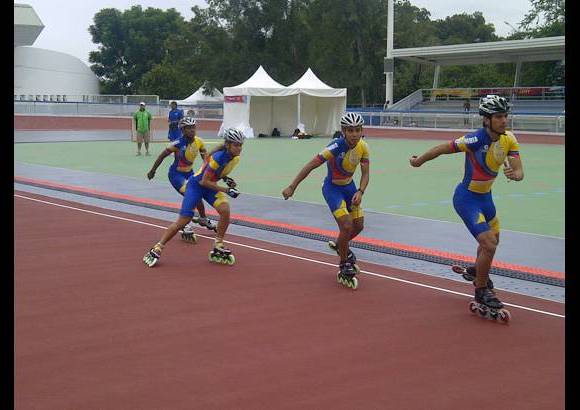 Cortes&#237;a - Los colombianos se alistan para las pruebas de patinaje.