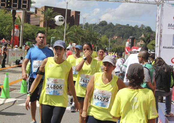 Esteban Jaramillo y Sebastián Salazar - Más de 10 mil competidores se dieron cita en esta histórica cita deportiva que se corría en las modalidades de 5, 10, 21 y 42 kilómetros.