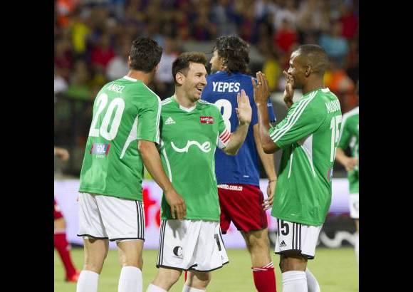 Edwin Bustamante - El mejor jugador del mundo, Lionel Messi, deleit&#243; junto a sus amigos a todos los asistentes al estadio Atanasio Girardot que disfrutaron de un espect&#225;culo lleno de f&#250;tbol y goles.