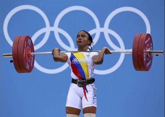Dramatismo en el levantamiento de pesas para Colombia