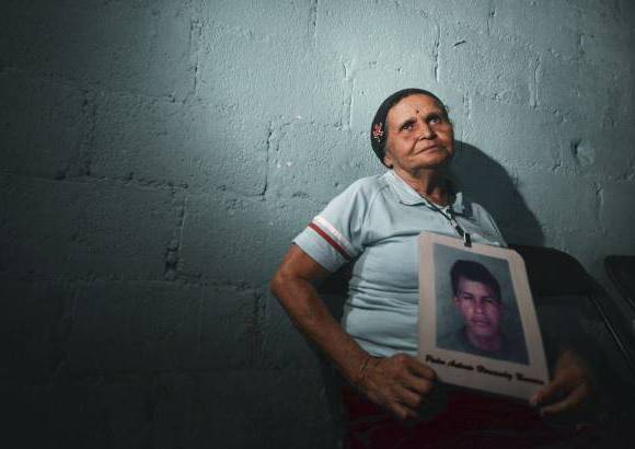 Reuters - A raíz de la matanza de 2010 en San Fernando, donde 72 migrantes fueron asesinados por miembros del cartel de Los Zetas, aumentó la presión sobre el Gobierno mexicano para mejorar la protección a los indocumentados.