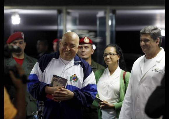 Reuters - En el a&#241;o 2011 el mandatario venezolano fue sometido a cuatro sesiones de quimioterapia, tres en La Habana y una en Caracas.