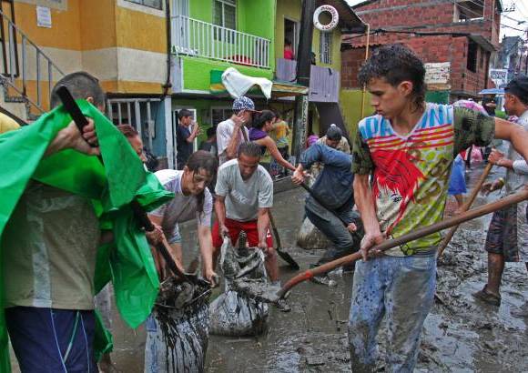 Esteban Vanegas - El agua azot&#243; esta zona de la capital antioque&#241;a pasadas las tres de la tarde.