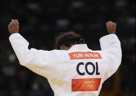 Foto Reuters - Con el nombre de Colombia en su espalda, Yuri levant&#243; los brazos para celebrar.