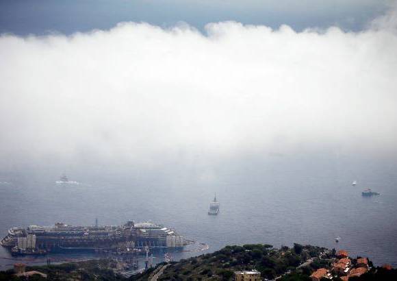 AP - Los responsables de la operación ultimarán los detalles este lunes antes de su partida, siempre y cuando las condiciones meteorológicas la permitan.