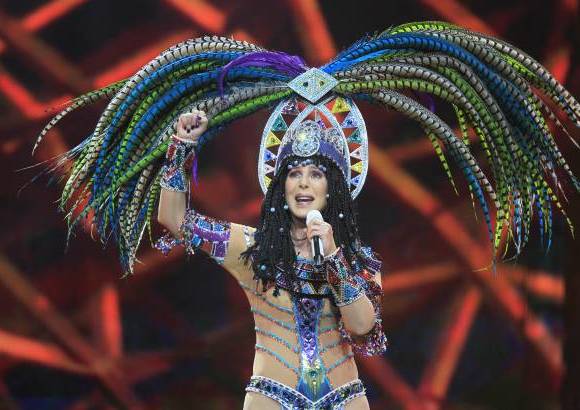 AP - Cher de concierto en Nueva York.