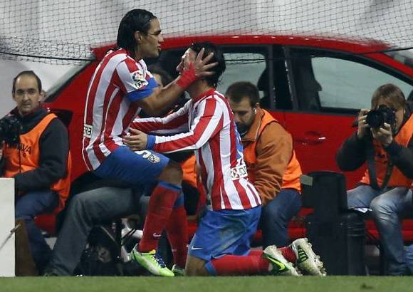 Foto Reuters - Radamel Falcao Garc&#237;a, delantero del Atl&#233;tico de Madrid, logr&#243; su gol n&#250;mero 50.