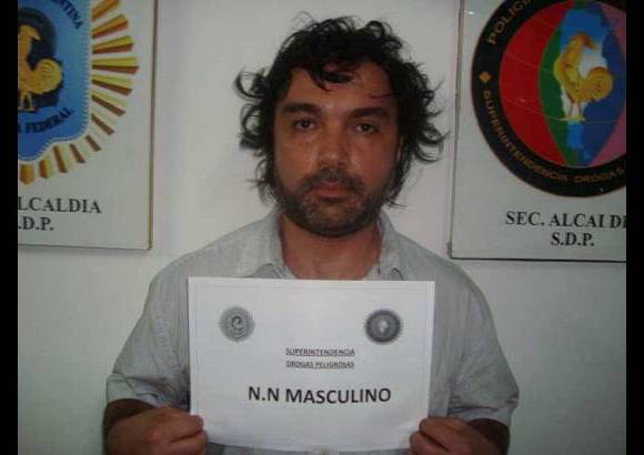 Foto Cortes&#237;a - Este hombre se hab&#237;a refugiado en el sector de Nordelta, en la capital argentina, en donde estaba con su familia.