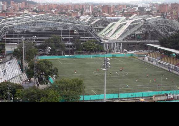 Foto Archivo - Mazzanti diseñó los coliseos de los Juegos Suramericanos y las bibliotecas España y león de Greiff.