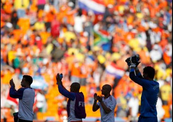 Reuters - Holanda gan&#243; en un discreto encuentro.