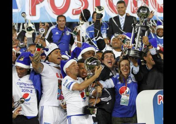 Hern&#225;n Vanegas - Millonarios alcanz&#243; la estrella 14 al superar en la gran final de la Liga Postob&#243;n II-2012 al Independiente Medell&#237;n. Dram&#225;tica definici&#243;n desde los penaltis despu&#233;s de empatar 0-0 en la ida y 1-1 este domingo.