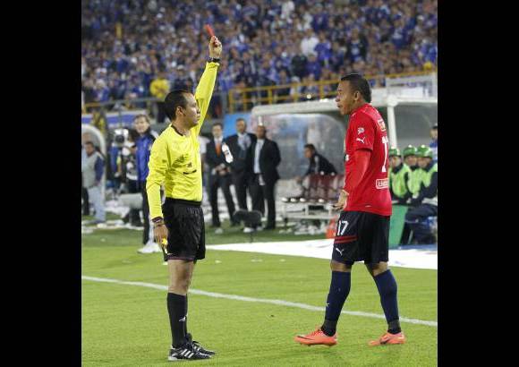 Hern&#225;n Vanegas - Millonarios alcanz&#243; la estrella 14 al superar en la gran final de la Liga Postob&#243;n II-2012 al Independiente Medell&#237;n. Dram&#225;tica definici&#243;n desde los penaltis despu&#233;s de empatar 0-0 en la ida y 1-1 este domingo.