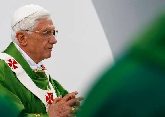 AP - El papa mostró además su preocupación por la cada vez mayor "fragilidad" del matrimonio. Benedicto XVI viajará a Erfurt, donde ejerció Lutero y donde mantendrá un encuentro ecuménico con las iglesias surgidas de la Reforma luterana.