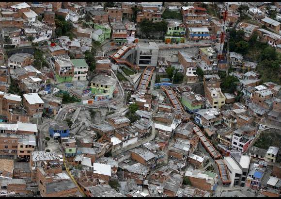 Donaldo Zuluaga - Las escaleras son referente de innovaci&#243;n social en Medell&#237;n.