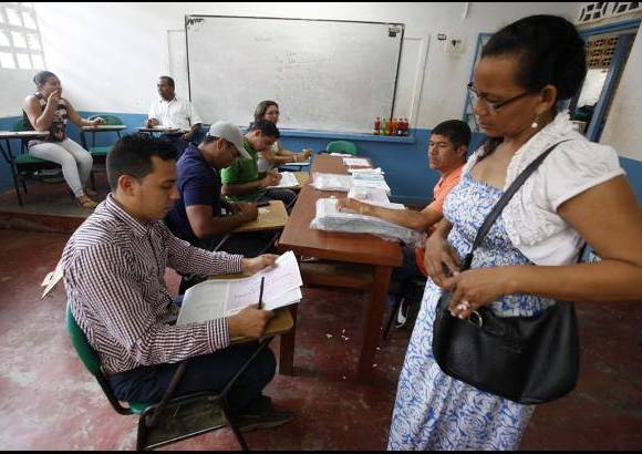 Manuel Saldarriaga - (Caucasia) Con normalidad se desarrollaron las votaciones en los municipios de Caucasia y C&#225;ceres, al igual que en corregimientos como Jard&#237;n.