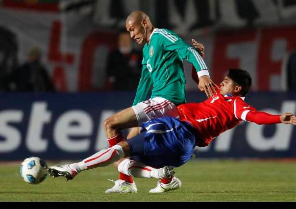 AP - La selección chilena, dirigida por el argentino Claudio Borghi, tiene una prueba más que difícil en la Copa América después del exitoso ciclo de su compatriota Marcelo Bielsa. Al final logró salir victorioso en el debut.