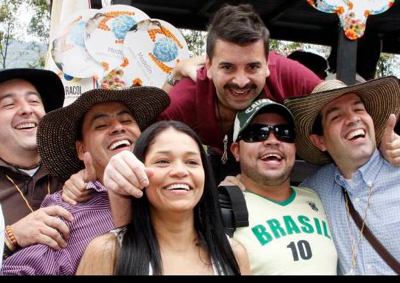 Jaime Pérez - Julián Orrego, el actor que interpretó al corresponsal Ricardo Jorge, se robó las risas de los asistentes.