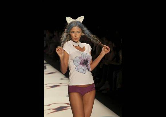 Hernán Vanegas - Sus productos están fabricados en algodones y tejidos de tacto súper suave.