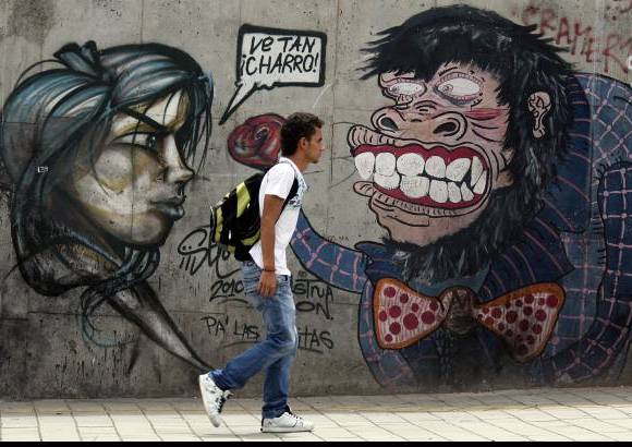 Julio C&#233;sar Herrera - Quienes hacen grafiti tienen m&#225;s acceso a la informaci&#243;n, a t&#233;cnicas art&#237;sticas y de dise&#241;o. Se nota una tendencia global, aunque con elementos propios.