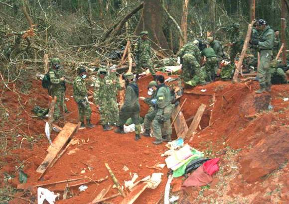 Cortesía- Imágenes sensibles - En el operativo participaron hombres del Ejército, la Fuerza Aérea y la Policía, con apoyo de la Armada Nacional.