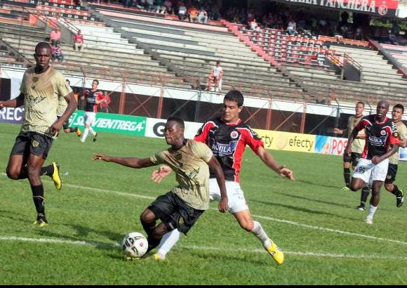 Colprensa - Las &#225;guilas doradas son quintos en la tabla de posiciones con 18 puntos. Es el mejor equipo paisa en la tabla.