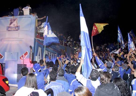 Colprensa - Millonarios alcanz&#243; la estrella 14 al superar en la gran final de la Liga Postob&#243;n II-2012 al Independiente Medell&#237;n. Dram&#225;tica definici&#243;n desde los penaltis despu&#233;s de empatar 0-0 en la ida y 1-1 este domingo.