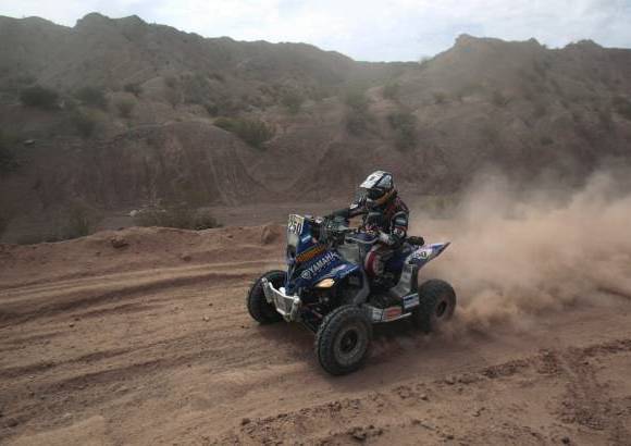 AP - El Dakar se corre en suelo latinoamericano desde el 2009 cuando sus organizadores tomaron la decisión ante la negativa de Francia de continuar por el certamen.