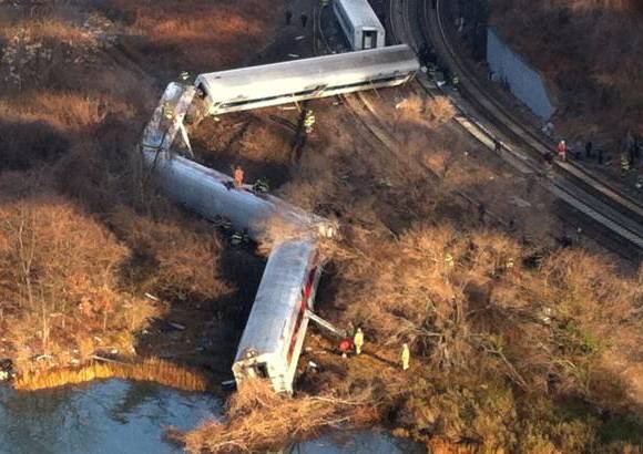 AP - El tren se dirig&#237;a desde Poughkeepsie, en el norte del estado, hacia la Grand Central Station de Nueva York y, seg&#250;n las autoridades, viajaban unas setenta personas.