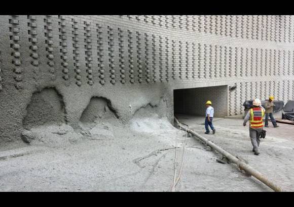 Cortesía - La estructura de la torre cinco del conjunto residencial Space se afectó gravemente con el desplome de la torre seis.