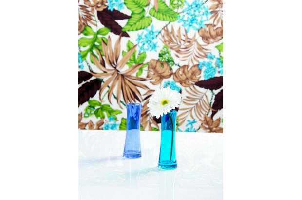 - Solitarios azules, Q Design. Flor, Delacalle.