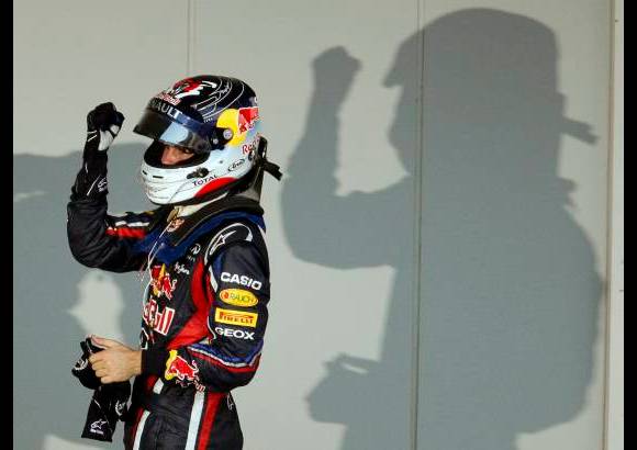 Reuters - La voz se le quebró al alemán cuando hablaba por radio con el jefe del equipo, Christian Horner, mientras regresaba a la zona mixta, pero una vez ahí, todo fue sonrisas.