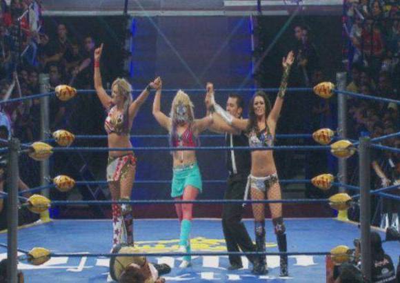 Canal RCN. S&#225;bado, 28 de abril, 10:50 p.m. - Tab&#250;. Cuatro asombrosas historias sobre deportes que se practican al l&#237;mite, como la lucha libre femenina en M&#233;xico.
