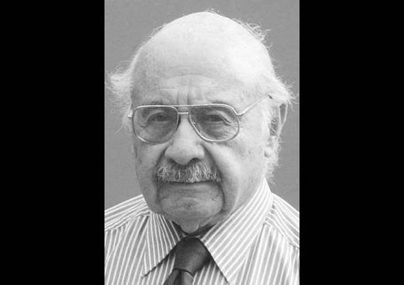 Jaime Tob&#243;n Villegas - Exalcalde de Medell&#237;n - Jaime Tob&#243;n, ex mandatario de la capital de Antioquia, recuerda bien que durante su administraci&#243;n hubo un di&#225;logo fluido con las directivas del peri&#243;dico. Hoy en d&#237;a, dice, EL COLOMBIANO &quot;representa una informaci&#243;n extraordinaria para poder estar al d&#237;a a nivel nacional o de los sucesos internacionales&quot;.