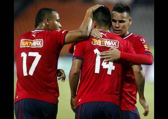 Manuel Saldarriaga - Y con el empate 2-2 ante Santa Fe no s&#243;lo se mantuvo en el fondo del descenso, sino que pas&#243; del mes sin conocer la victoria en el campeonato.