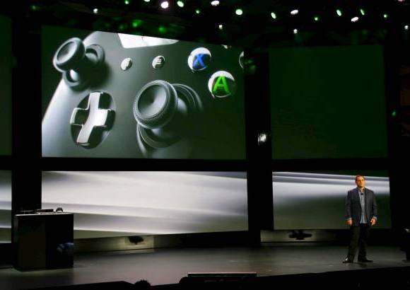 AP - Con la Xbox One, los usuarios podr&#225;n obtener canales de televisi&#243;n de su proveedor de cable. Tambi&#233;n tiene su propia gu&#237;a y permite cambiar los canales por comando de voz.