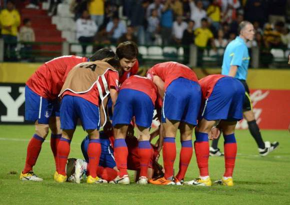 Colprensa - Al final, Espa&#241;a sigui&#243; en la fiesta y los surcoreanos se despidieron del Mundial.