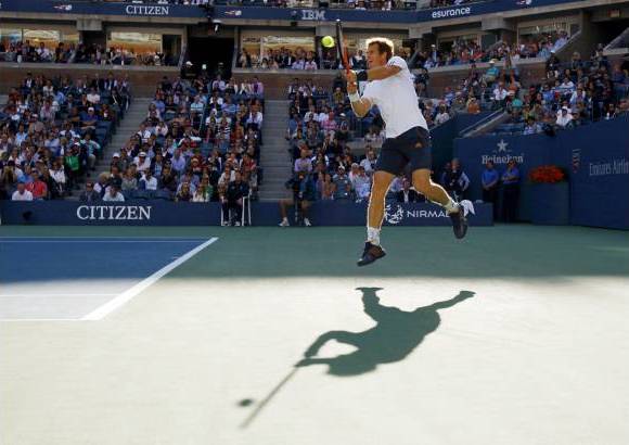 Reuters - El partido, que duró cuatro horas y 54 minutos, se quedó a sólo uno de empatar el de mayor duración en la historia del Abierto de Estados Unidos.