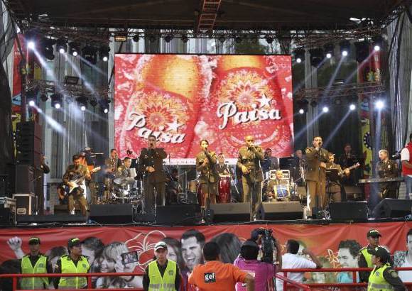 Edwin Bustamante - Zion y Lenox, de Puerto Rico, fue una de las presentaciones m&#225;s esperadas durante la noche.