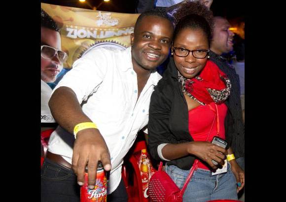 Edwin Bustamante - Zion y Lennox hicieron parte de la fiesta de inauguración de la Feria de las Flores que se vivió el viernes 3 de agosto en las afueras del Estadio Atanasio Girardot.