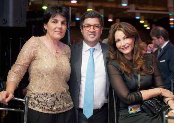 Fotos Cortes&#237;a Orbis - Lina V&#233;lez, presidenta de la C&#225;mara de Comercio de Medell&#237;n; Lu&#237;s Alberto Moreno, presidente del BID, y Patricia L&#243;pez.