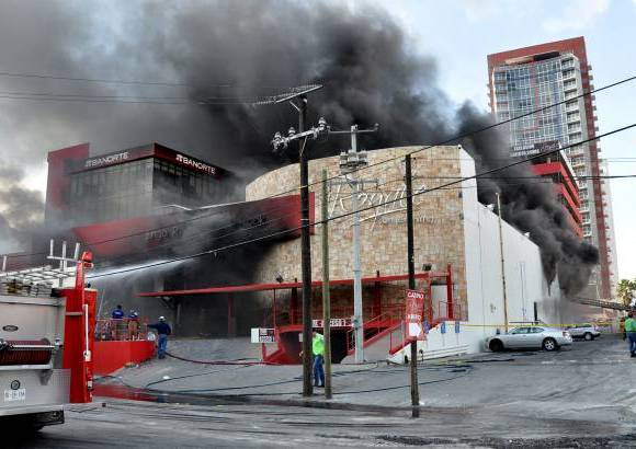 AP - El incendio en el casino representa uno de los ataques más letales en contra de un centro de entretenimiento en México desde que el presidente, Felipe Calderón, lanzó una ofensiva en contra de los cárteles de las drogas en el 2006.