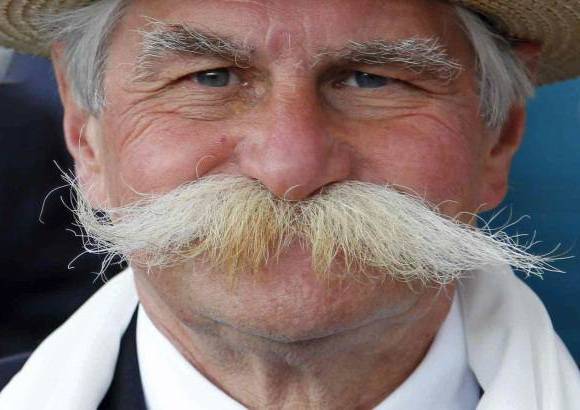 Reuters - Otro de los bigotes concursantes.