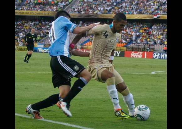 Esteban Vanegas - Con este resultado, Argentina se enfrentar&#225; en cuartos de final a Portugal, que derrot&#243; por 1-0 a Guatemala.