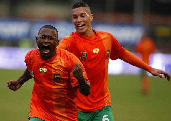 JULIO C&#201;SAR HERRERA - Los golazos de Fabio Burbano para Envigado y Mayer Candelo para Millonarios, animaron la tarde en la primera victoria Naranja en la Liga (2-1).
