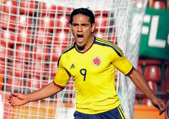 Reuters - Al combinado cafetero le bastó con los primeros 45 minutos para anotar dos goles y resolver la contienda ante un rival que nunca creyó en sus posibilidades y se convirtió en el primer eliminado del torneo.