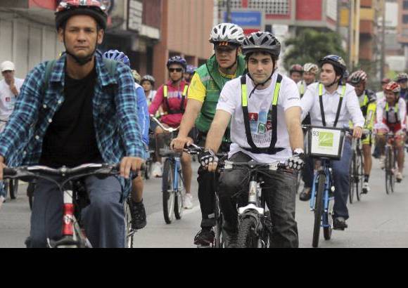 Julio C&#233;sar Herrera - La Alcald&#237;a busca institucionalizar los d&#237;as mi&#233;rcoles como el del transporte en bicicleta.